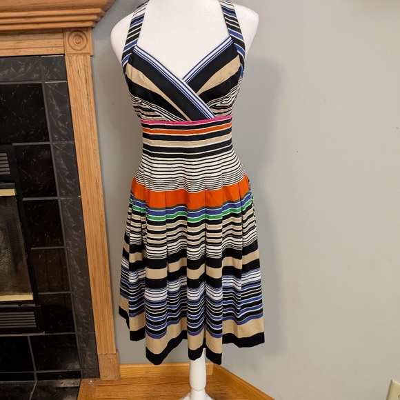 Calvin Klein Dress Size 2 Striped Fit Flare Sweetheart Straps Pleats - Picture 1 of 8